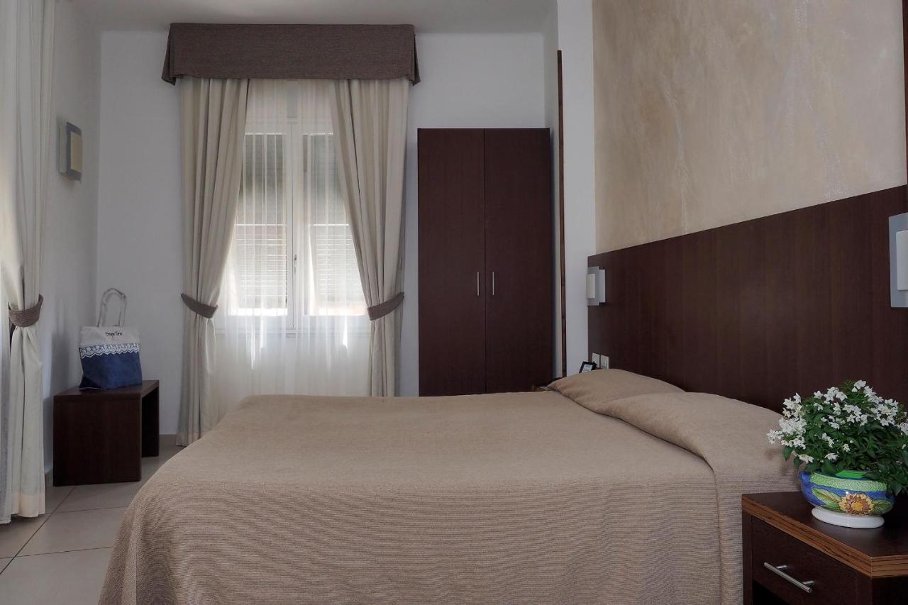 Hotel Margherita Monterosso al Mare Esterno foto